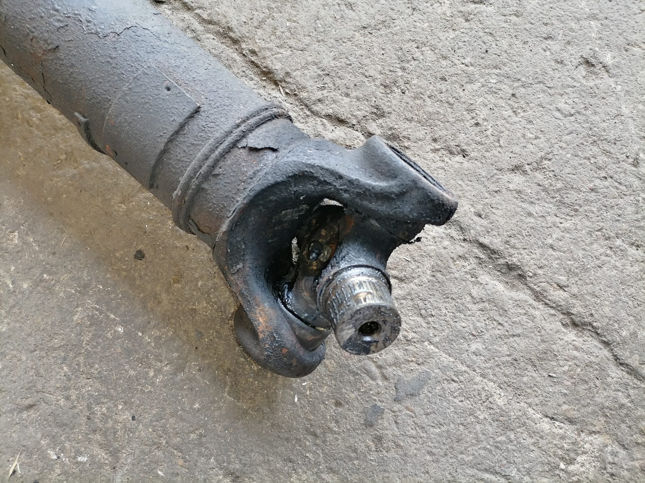 Scania Propeller shaft 1758616 - عمود الكردان - شاحنة: صور 4 Scania Propeller shaft 1758616 - عمود الكردان - شاحنة: صور 4
