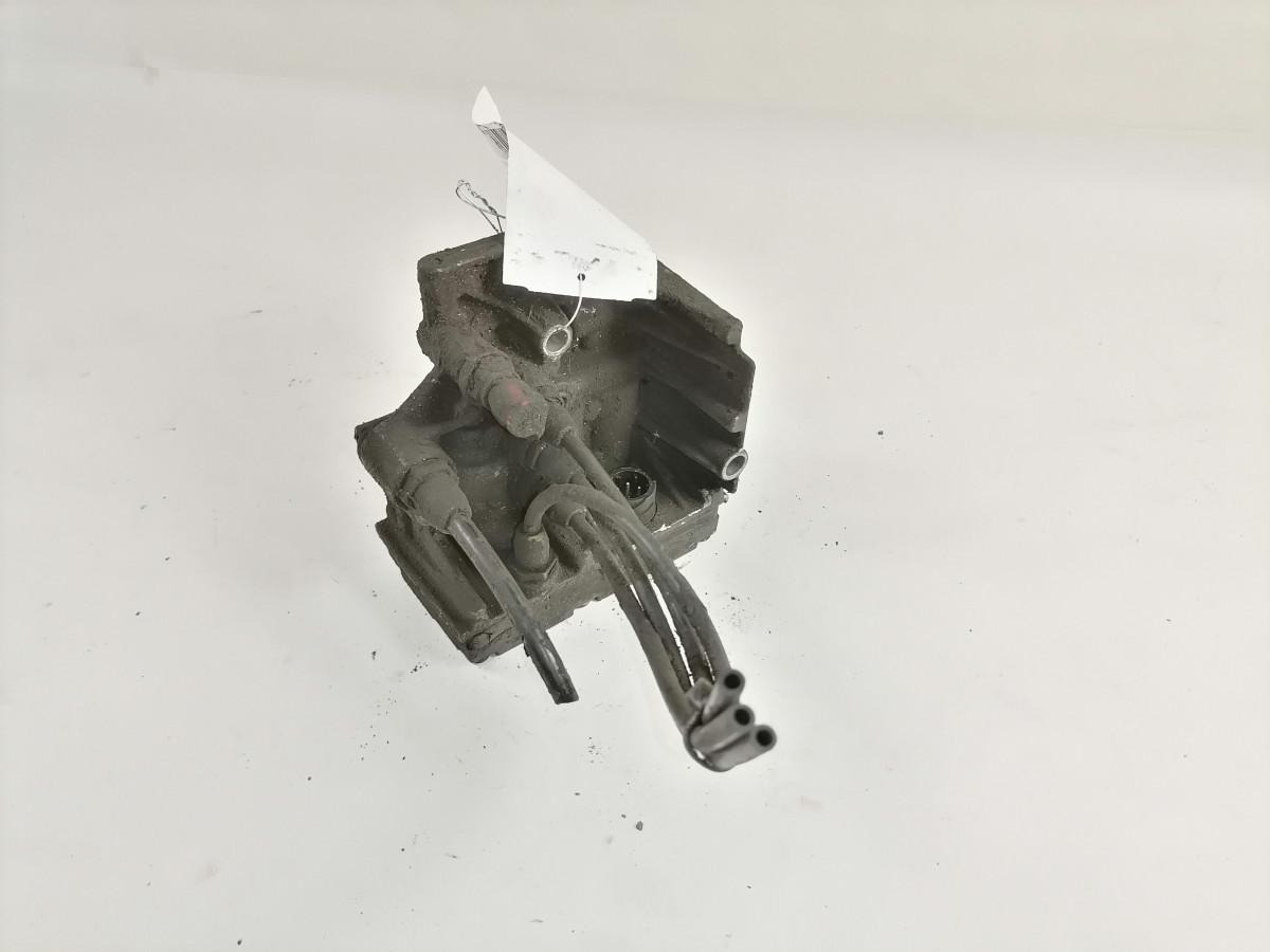Scania Retarder control valve 1910461 - أجزاء الفرامل - شاحنة: صور 2 Scania Retarder control valve 1910461 - أجزاء الفرامل - شاحنة: صور 2