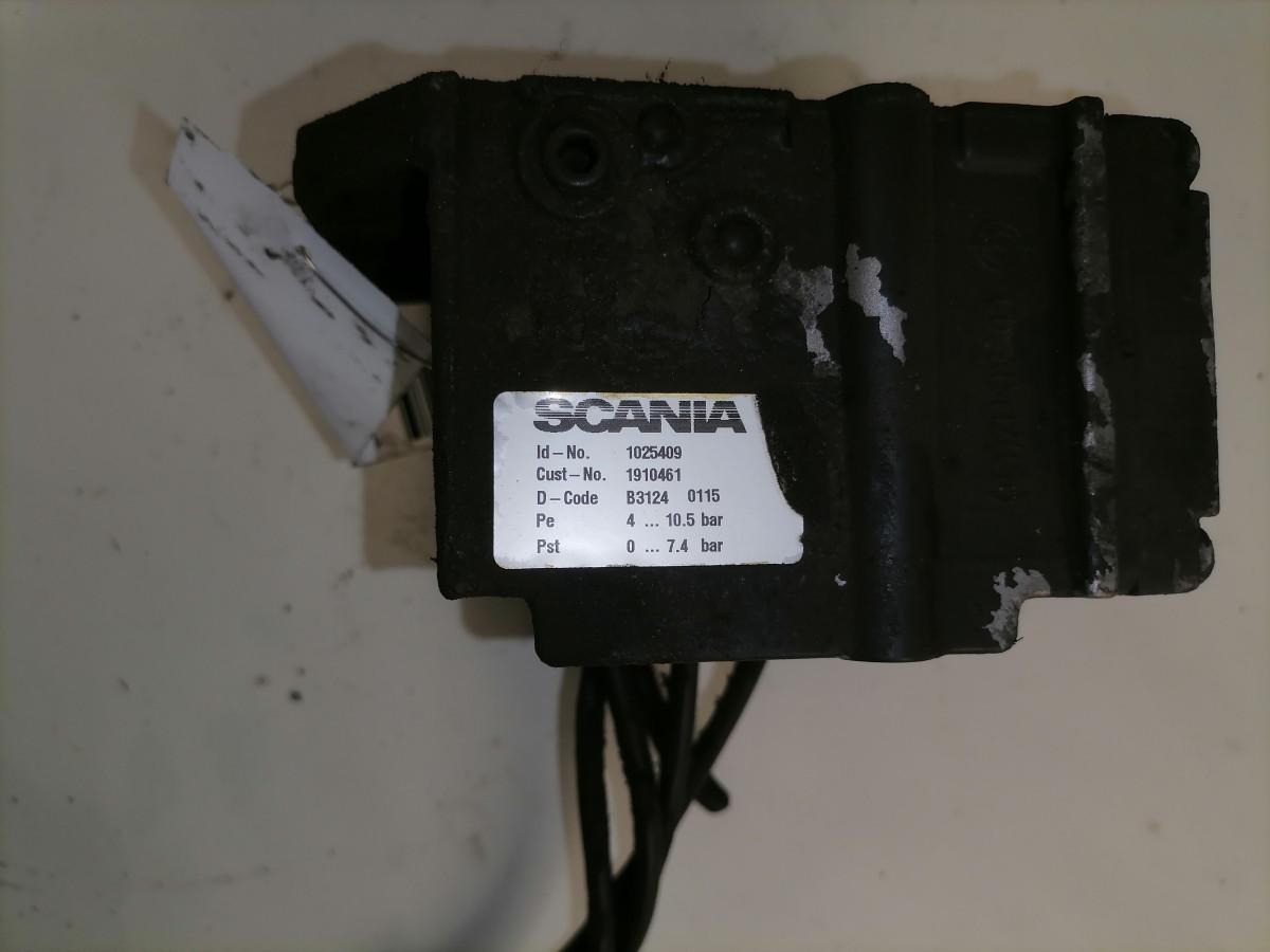 Scania Retarder control valve 1910461 - أجزاء الفرامل - شاحنة: صور 4 Scania Retarder control valve 1910461 - أجزاء الفرامل - شاحنة: صور 4