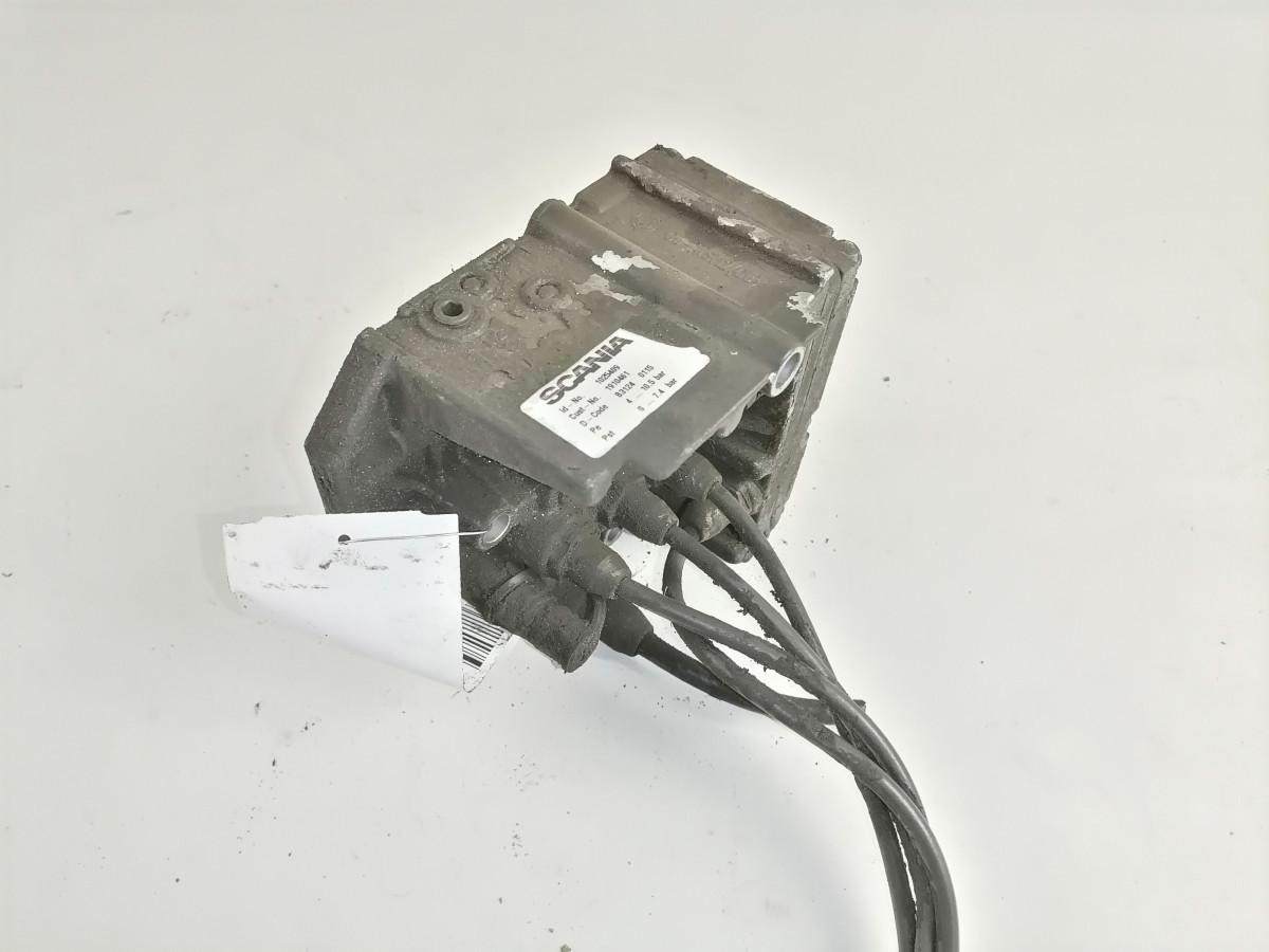 Scania Retarder control valve 1910461 - أجزاء الفرامل - شاحنة: صور 3 Scania Retarder control valve 1910461 - أجزاء الفرامل - شاحنة: صور 3