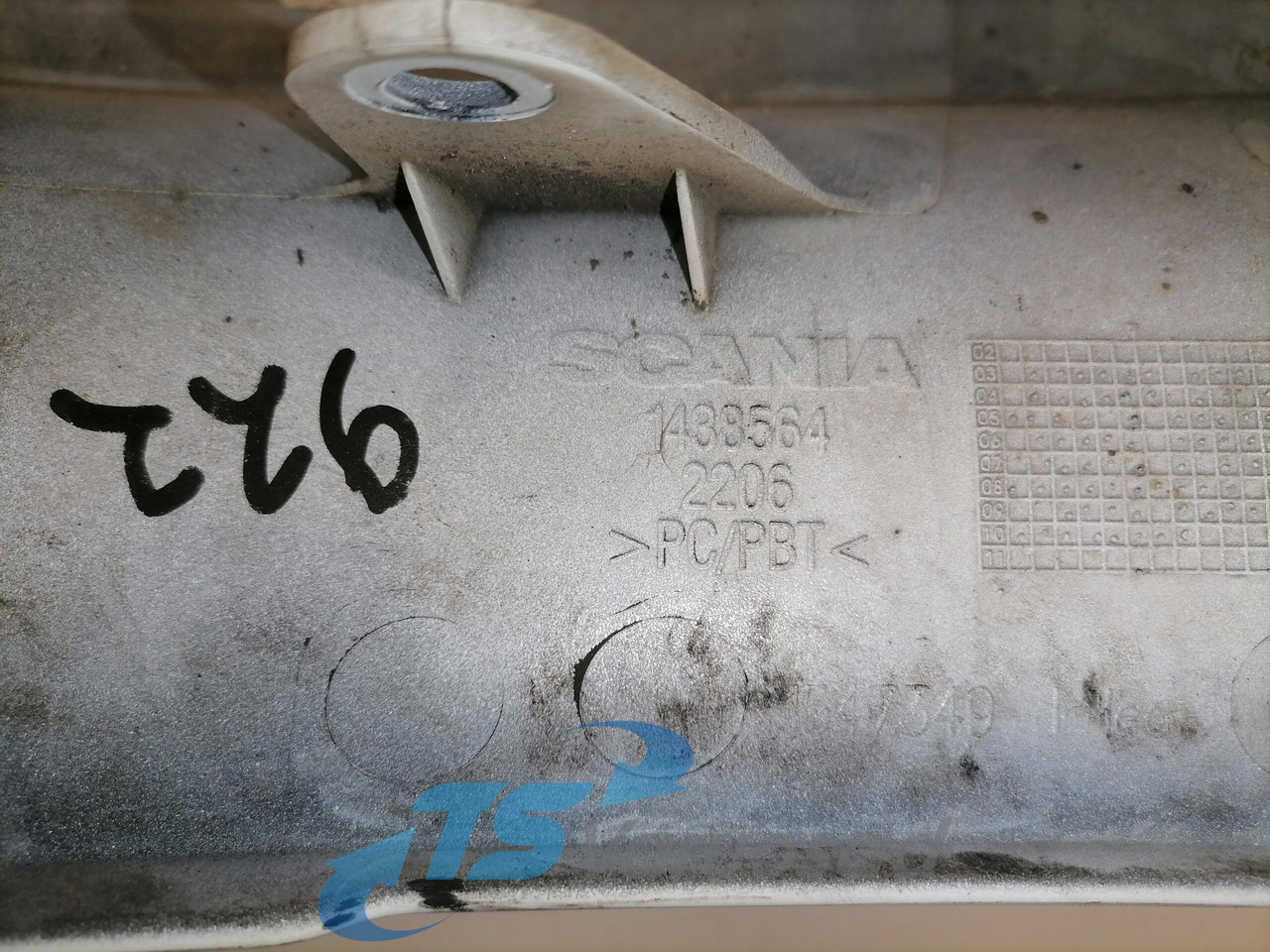 Scania Scania esitule korpus, parem 1438564 - أضواء - شاحنة: صور 5 Scania Scania esitule korpus, parem 1438564 - أضواء - شاحنة: صور 5