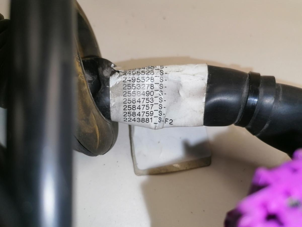 Scania Ukse juhtmestik 2243881 - باب و قطع الغيار - شاحنة: صور 3 Scania Ukse juhtmestik 2243881 - باب و قطع الغيار - شاحنة: صور 3