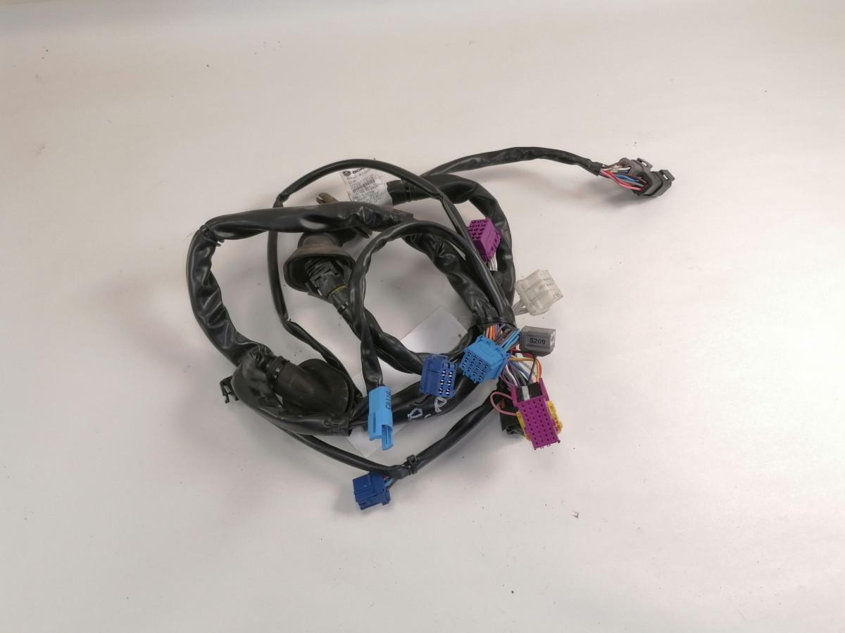 Scania Ukse juhtmestik 2243881 - باب و قطع الغيار - شاحنة: صور 2 Scania Ukse juhtmestik 2243881 - باب و قطع الغيار - شاحنة: صور 2