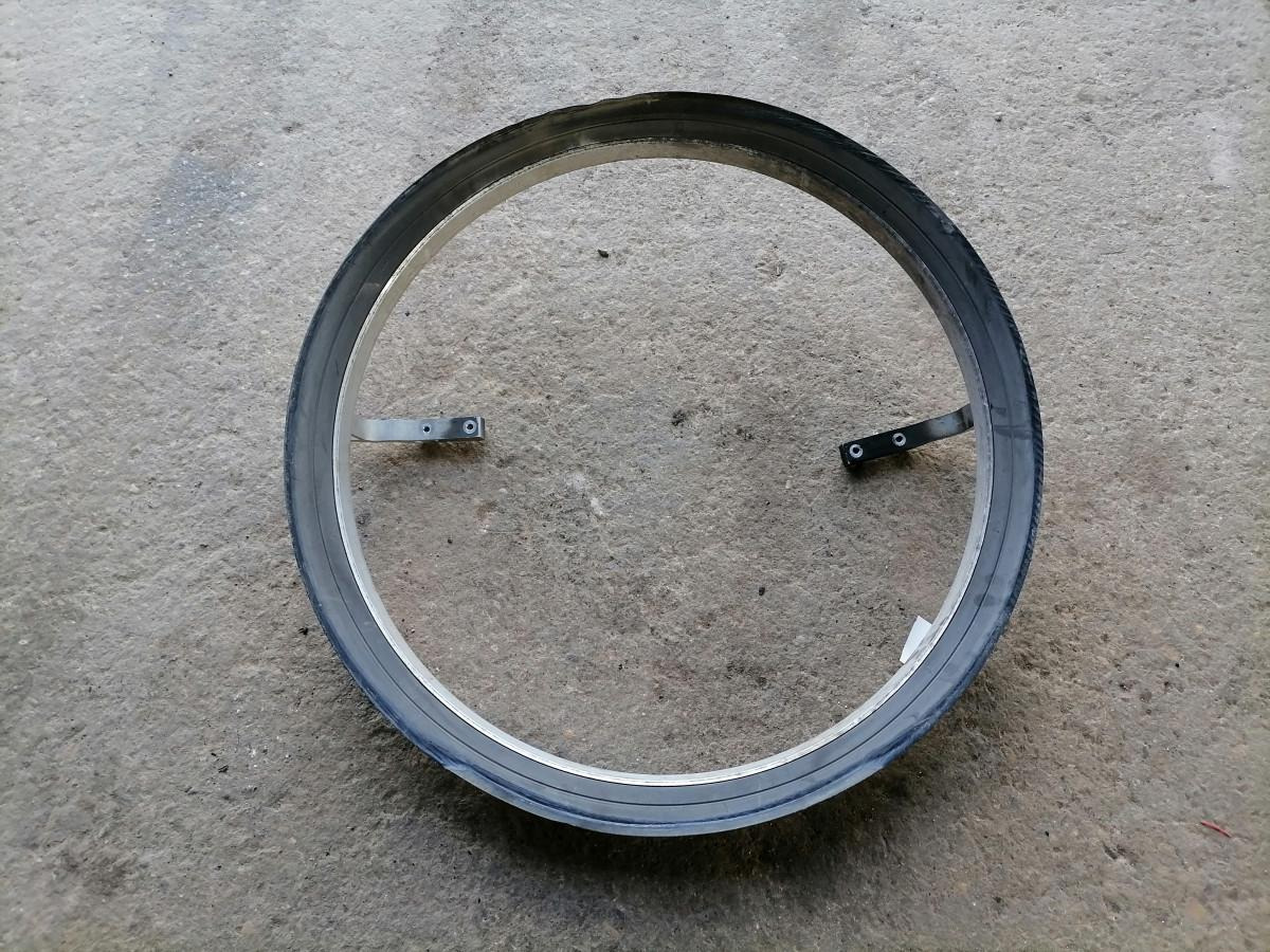 Scania Ventilaatori metallrõngas 2406061 - المشعاع - شاحنة: صور 2 Scania Ventilaatori metallrõngas 2406061 - المشعاع - شاحنة: صور 2