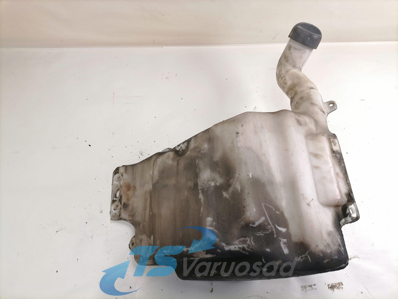 Scania Windscreen washer fluid tank 1772662 - مساحة الزجاج الأمامي - شاحنة: صور 2 Scania Windscreen washer fluid tank 1772662 - مساحة الزجاج الأمامي - شاحنة: صور 2
