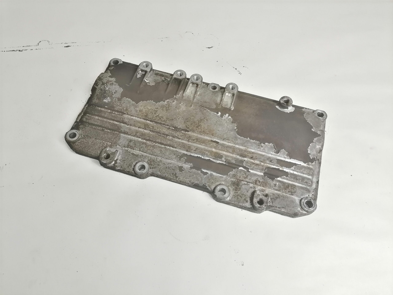 Scania engine side cover 1420745 - المحرك و قطع الغيار - شاحنة: صور 1 Scania engine side cover 1420745 - المحرك و قطع الغيار - شاحنة: صور 1