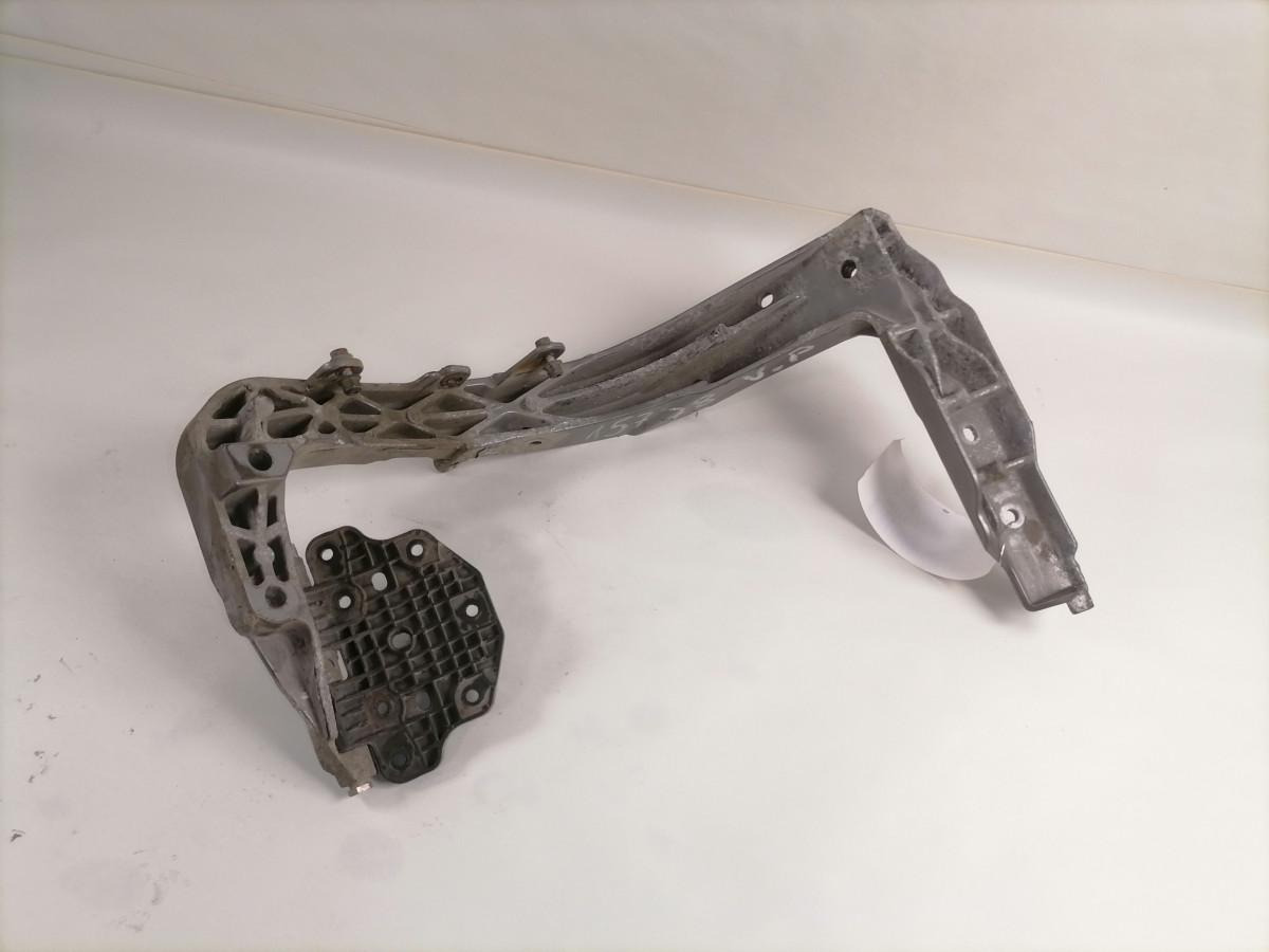 Scania light bracket 2479060 - أضواء - شاحنة: صور 2 Scania light bracket 2479060 - أضواء - شاحنة: صور 2
