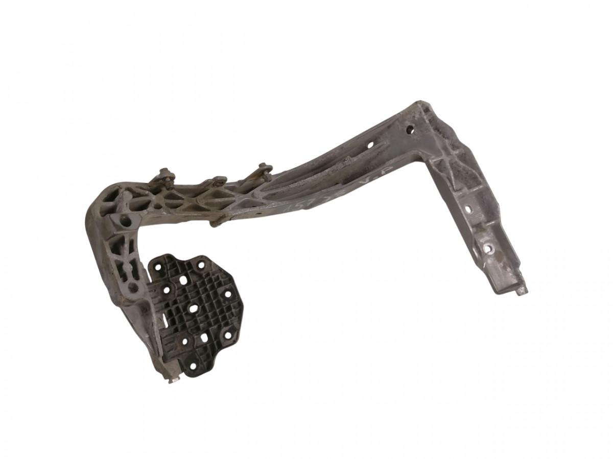Scania light bracket 2479060 - أضواء - شاحنة: صور 1 Scania light bracket 2479060 - أضواء - شاحنة: صور 1