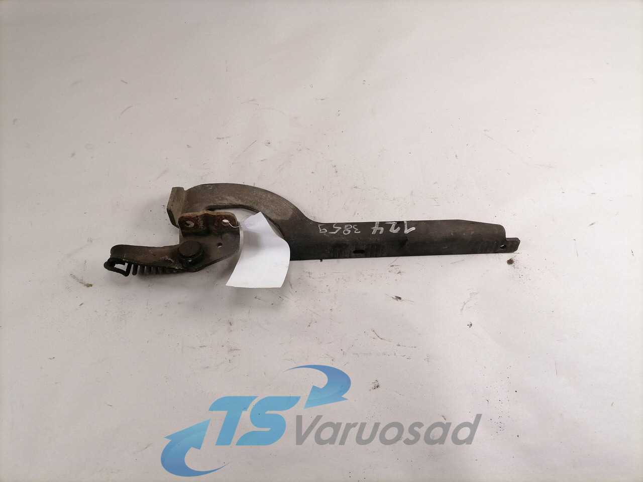 Scania lower grille carrier hinge 1381480 - جلوپنجره - شاحنة: صور 1 Scania lower grille carrier hinge 1381480 - جلوپنجره - شاحنة: صور 1