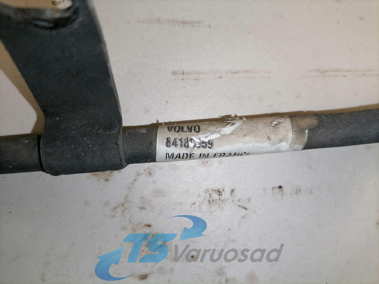 Volvo A/C pipe 84180959 - التدفئة/ التهوية - شاحنة: صور 3 Volvo A/C pipe 84180959 - التدفئة/ التهوية - شاحنة: صور 3