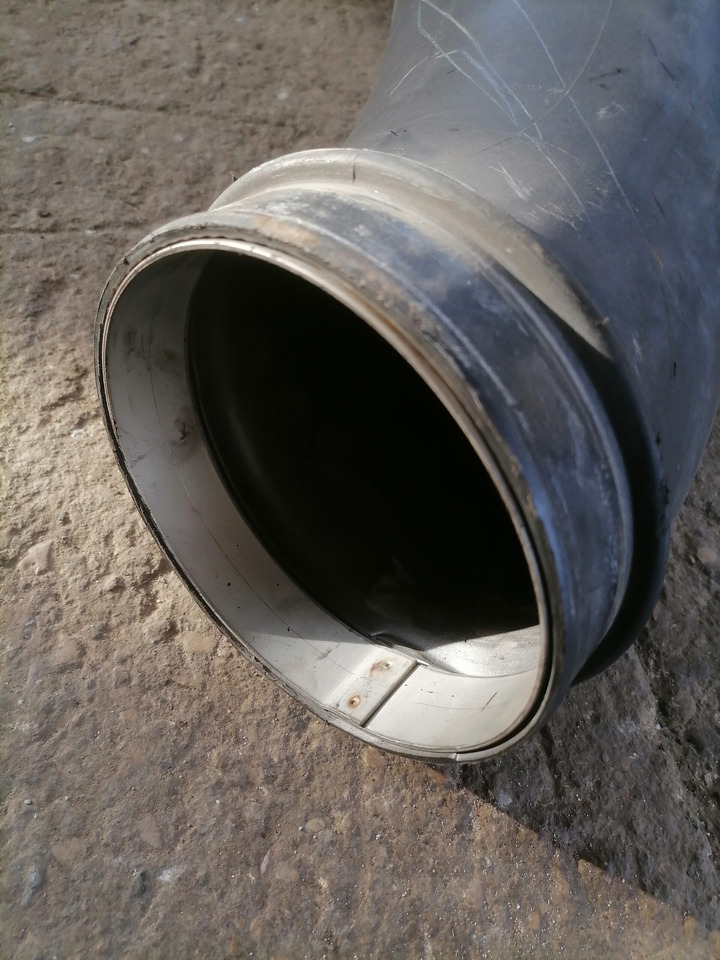 Volvo Air intake 20441423 - نظام سحب الهواء - شاحنة: صور 4 Volvo Air intake 20441423 - نظام سحب الهواء - شاحنة: صور 4