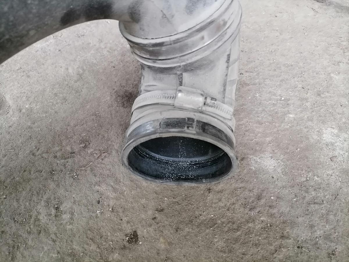 Volvo Air intake 22081156 - نظام سحب الهواء - شاحنة: صور 4 Volvo Air intake 22081156 - نظام سحب الهواء - شاحنة: صور 4