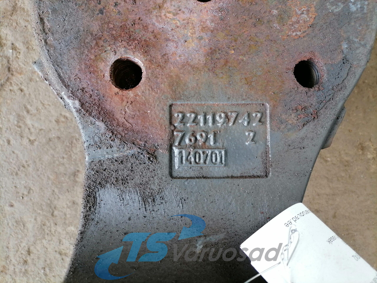 Volvo Air spring bracket 22119742 - تعليق هوائي - شاحنة: صور 4 Volvo Air spring bracket 22119742 - تعليق هوائي - شاحنة: صور 4