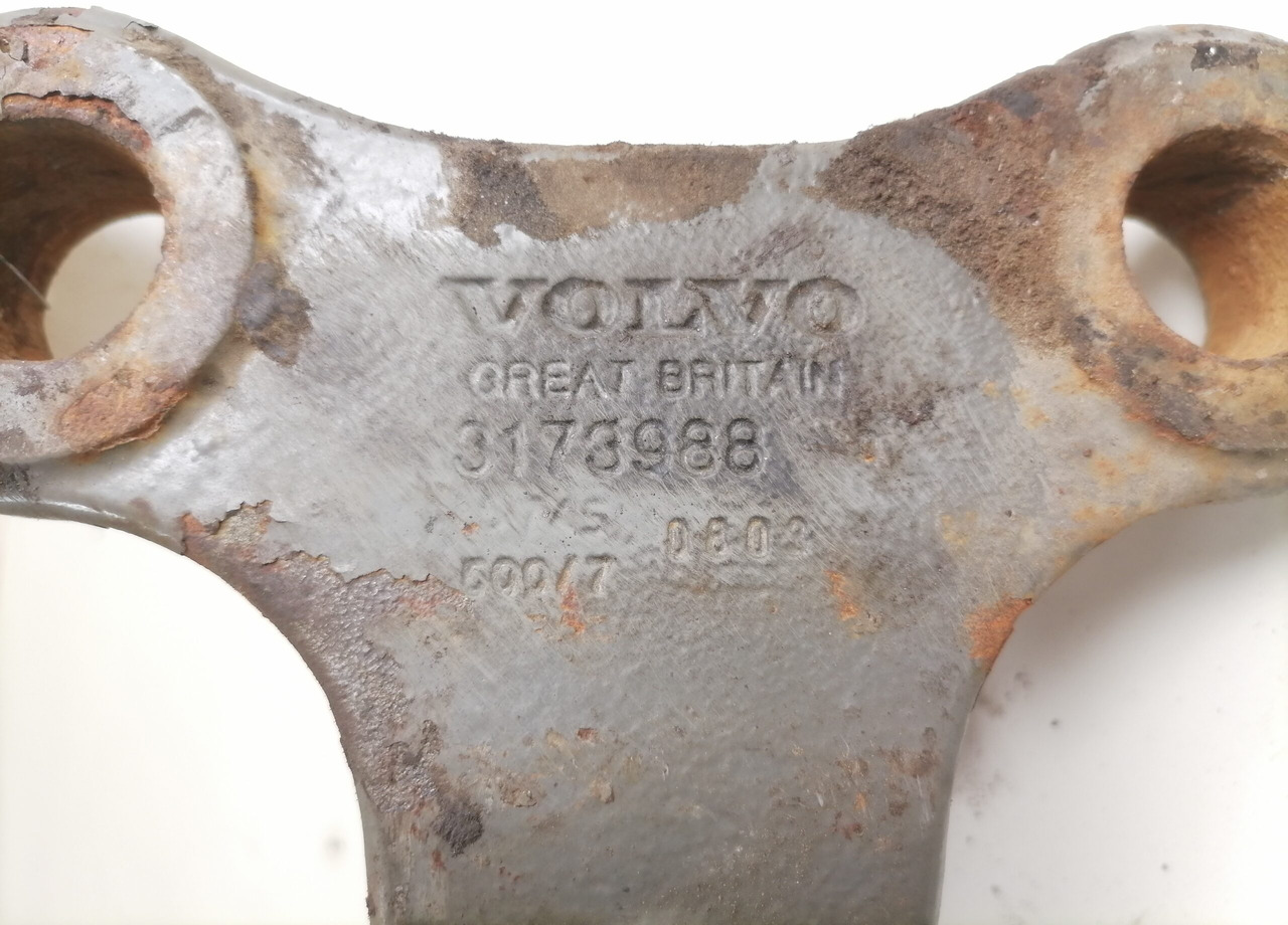 Volvo Anti-roll bar bracket 3173988 - عمود التوازن - شاحنة: صور 3 Volvo Anti-roll bar bracket 3173988 - عمود التوازن - شاحنة: صور 3