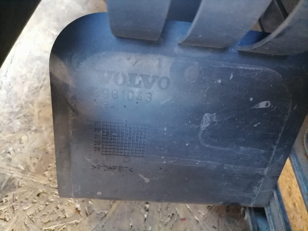 Volvo Astmelaua plastik 3175161 - خطوة جانبية - شاحنة: صور 5 Volvo Astmelaua plastik 3175161 - خطوة جانبية - شاحنة: صور 5