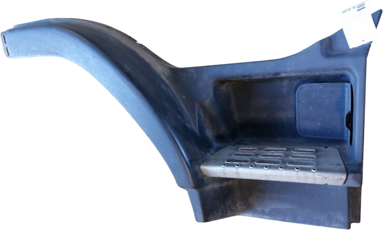 Volvo Astmelaua plastik 3175161 - خطوة جانبية - شاحنة: صور 1 Volvo Astmelaua plastik 3175161 - خطوة جانبية - شاحنة: صور 1