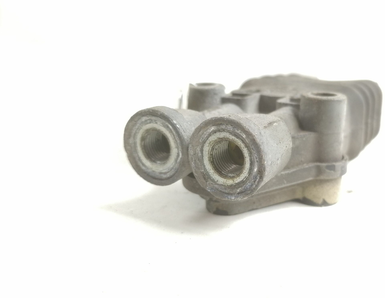 Volvo Cab suspension control valve 4640070030 - الكابينة تعليق - شاحنة: صور 2 Volvo Cab suspension control valve 4640070030 - الكابينة تعليق - شاحنة: صور 2