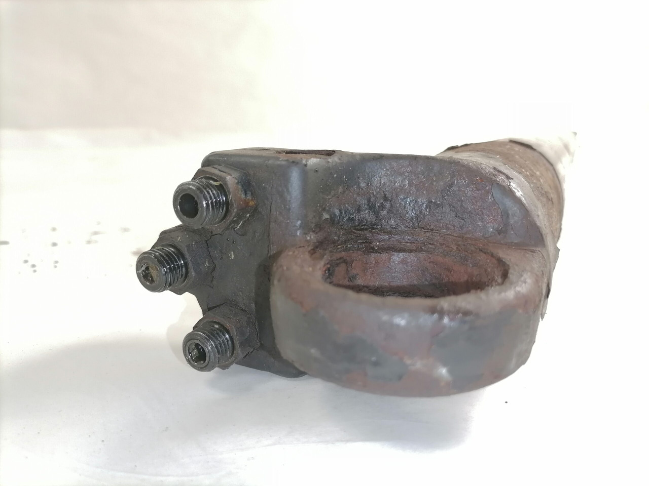 Volvo Cab tilting cylinder 3198843 - الكابينة تعليق - شاحنة: صور 3 Volvo Cab tilting cylinder 3198843 - الكابينة تعليق - شاحنة: صور 3