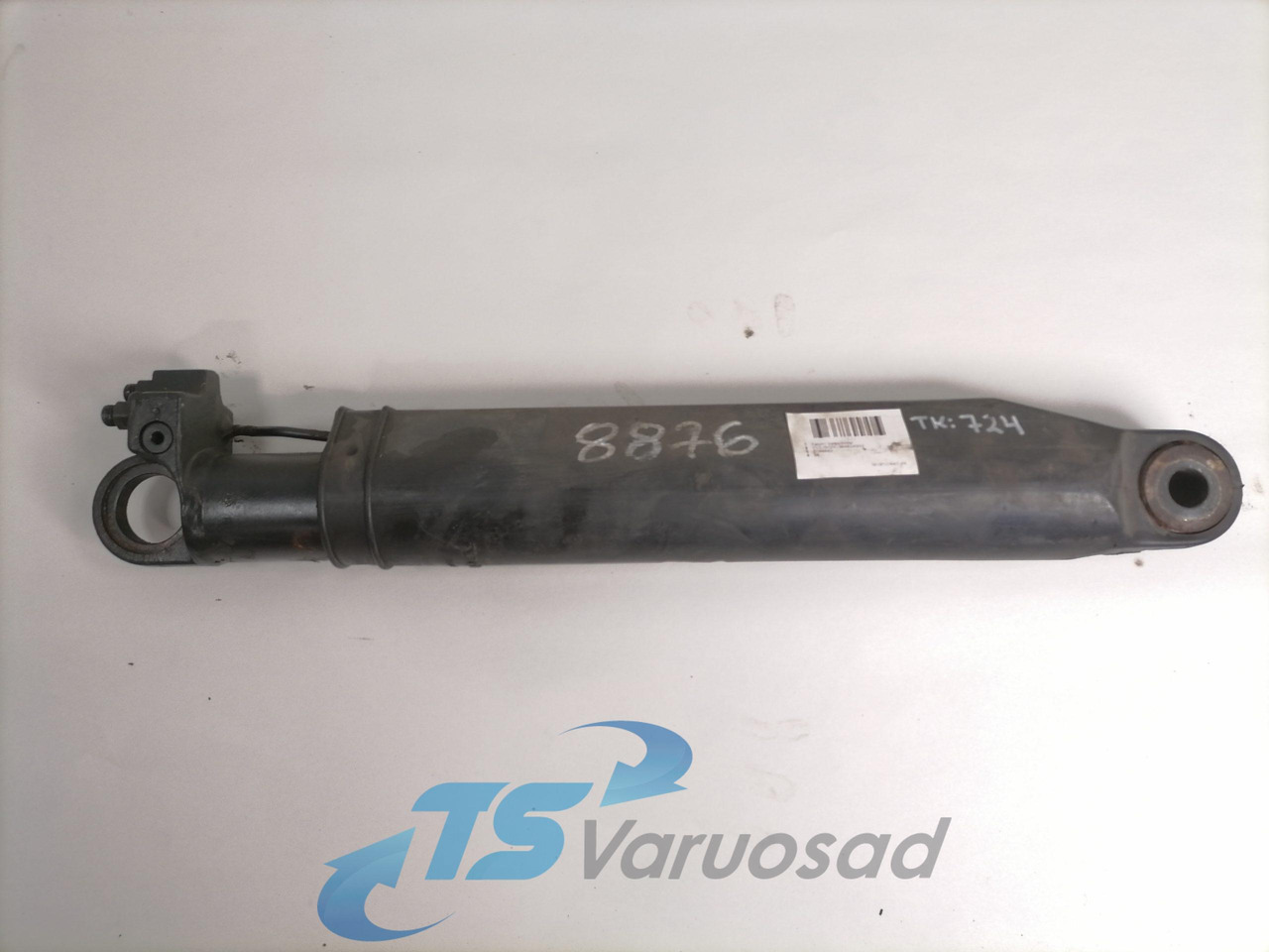 Volvo Cab tilting cylinder 3198843 - الكابينة تعليق - شاحنة: صور 1 Volvo Cab tilting cylinder 3198843 - الكابينة تعليق - شاحنة: صور 1