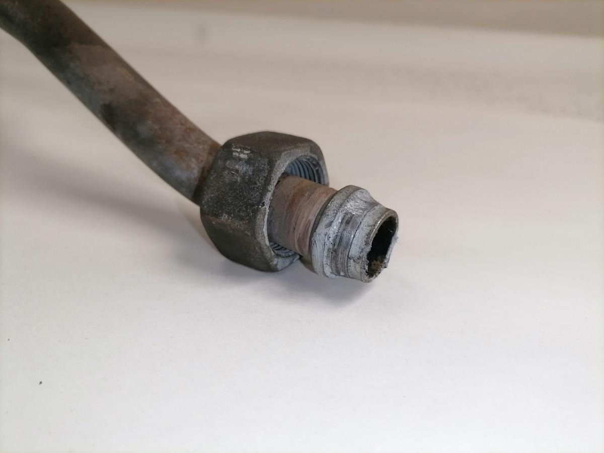 Volvo Compressor air pipe 22311001 - ضاغط - شاحنة: صور 3 Volvo Compressor air pipe 22311001 - ضاغط - شاحنة: صور 3