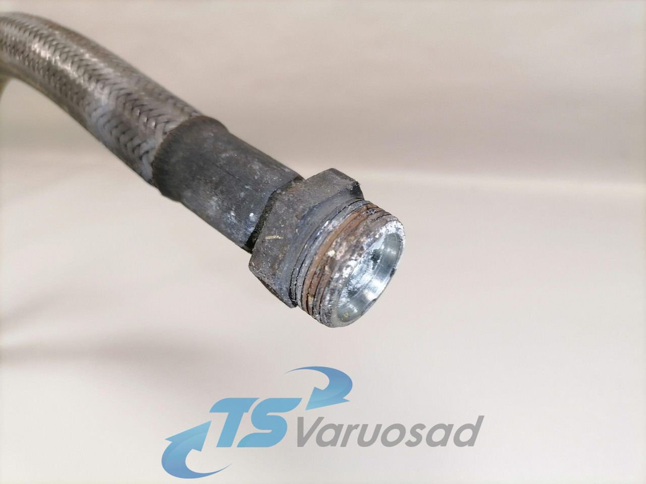 Volvo Compressor air pipe 22321353 - ضاغط - شاحنة: صور 2 Volvo Compressor air pipe 22321353 - ضاغط - شاحنة: صور 2