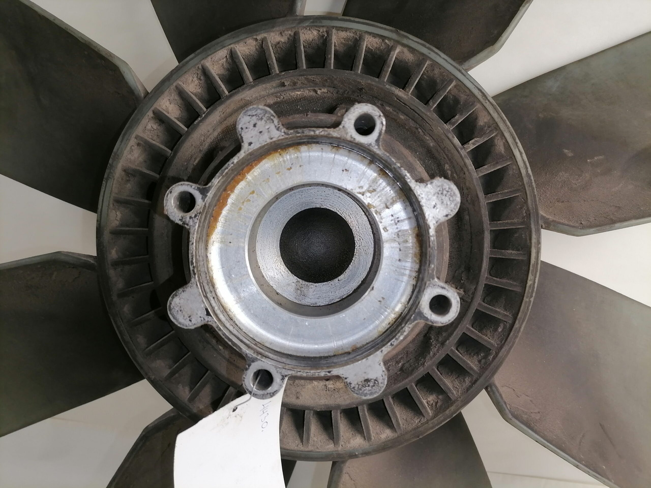 Volvo Cooling fan 1674864 - مروحة تهوية - شاحنة: صور 4 Volvo Cooling fan 1674864 - مروحة تهوية - شاحنة: صور 4