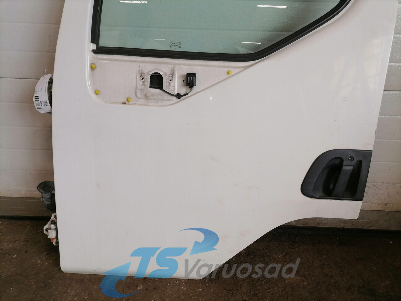 Volvo Door 85112763 - باب و قطع الغيار - شاحنة: صور 5 Volvo Door 85112763 - باب و قطع الغيار - شاحنة: صور 5