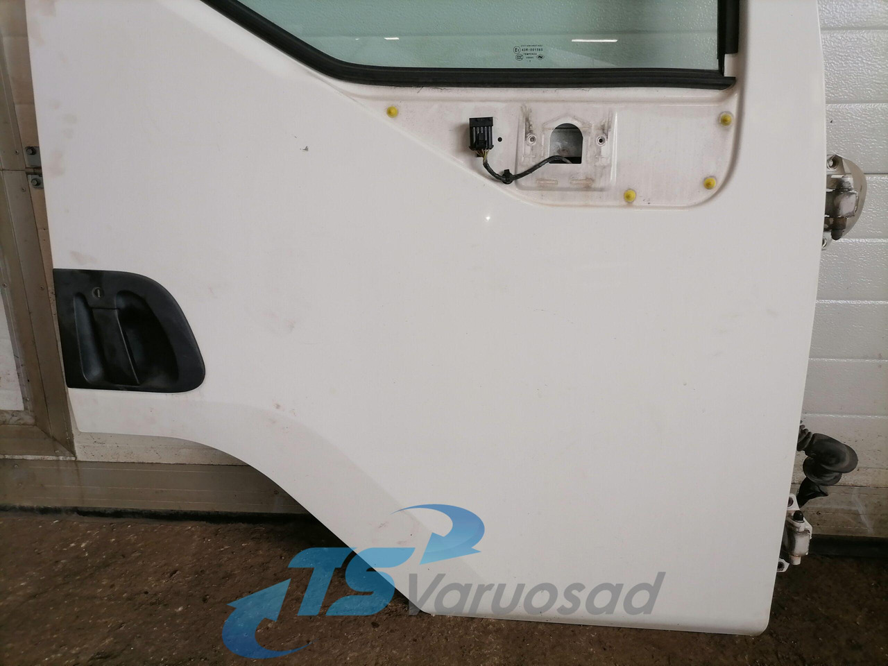 Volvo Door 85112764 - باب و قطع الغيار - شاحنة: صور 3 Volvo Door 85112764 - باب و قطع الغيار - شاحنة: صور 3