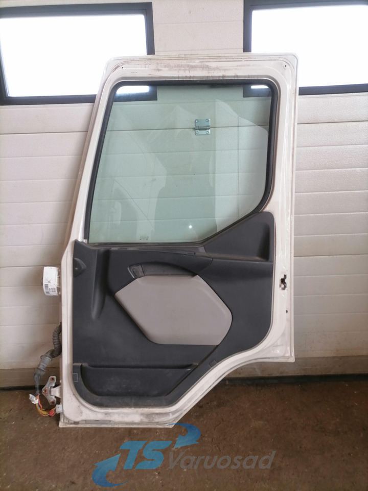 Volvo Door 85112764 - باب و قطع الغيار - شاحنة: صور 2 Volvo Door 85112764 - باب و قطع الغيار - شاحنة: صور 2