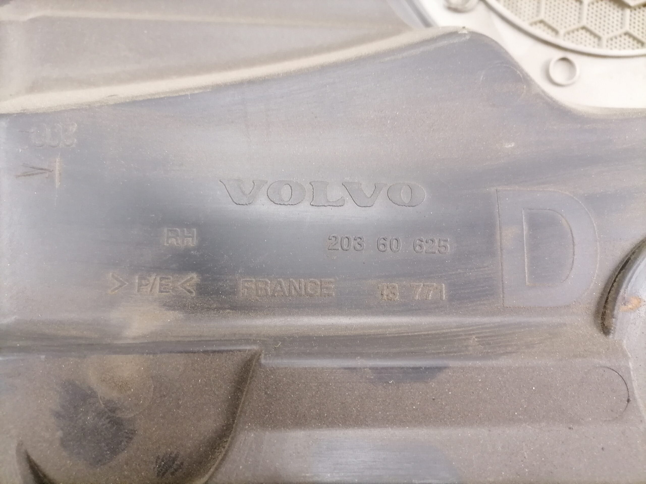 Volvo Door trim panel 20360625 - باب و قطع الغيار - شاحنة: صور 4 Volvo Door trim panel 20360625 - باب و قطع الغيار - شاحنة: صور 4