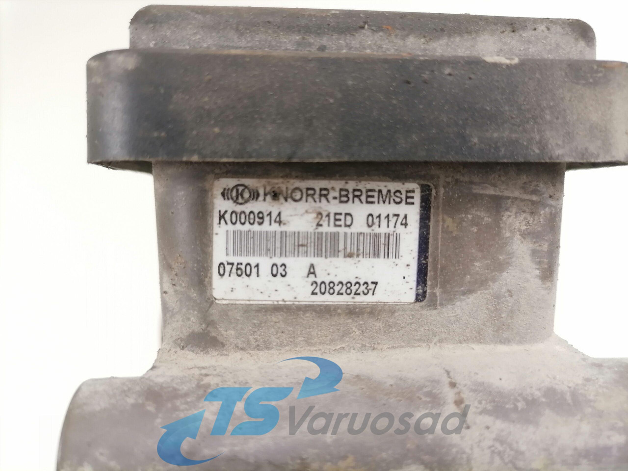 Volvo EBS brake valve 20828237 - صمام الفرامل - شاحنة: صور 2 Volvo EBS brake valve 20828237 - صمام الفرامل - شاحنة: صور 2