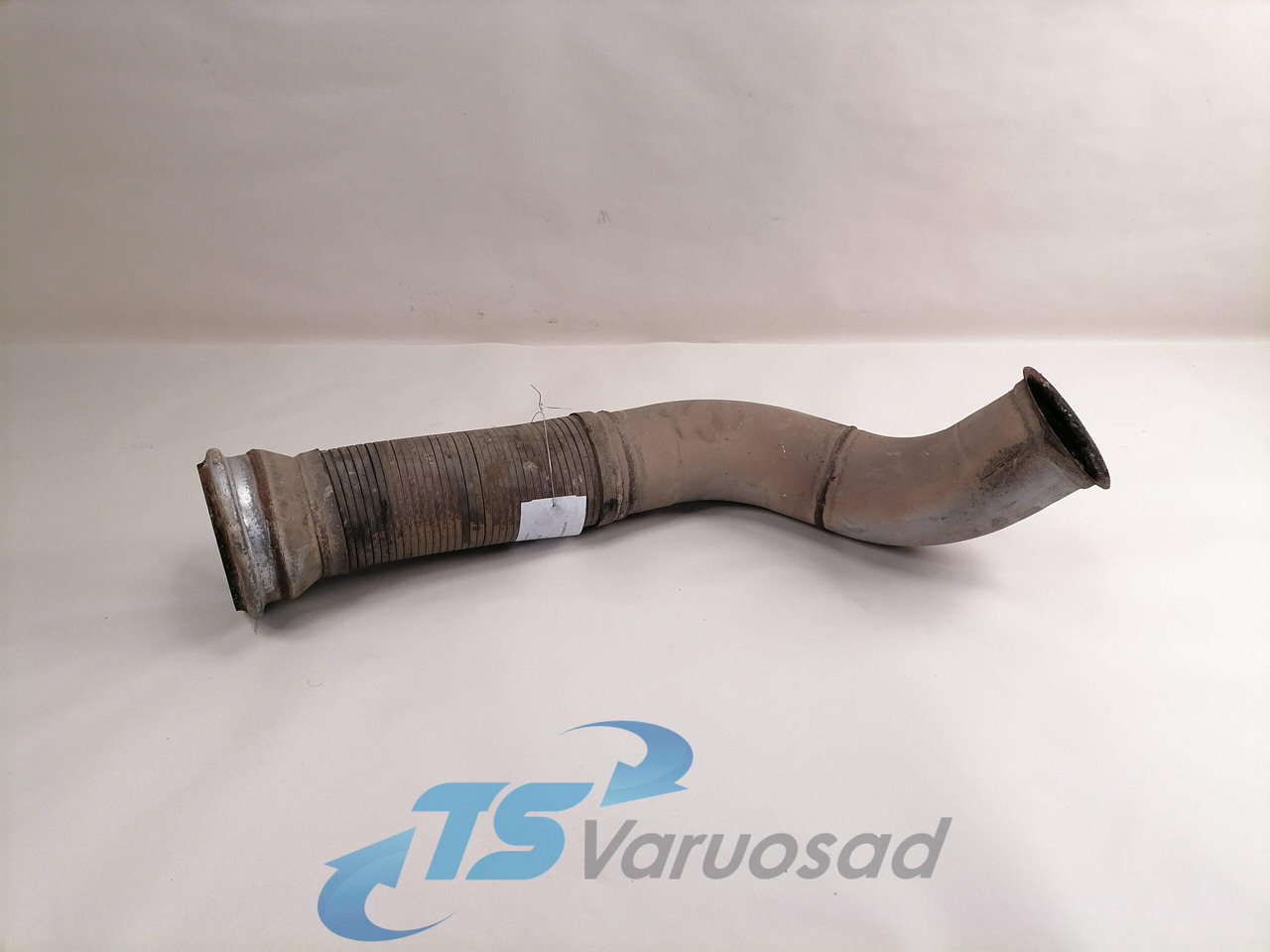 Volvo Exhaust pipe 22327400 - كاتم صوت - شاحنة: صور 1 Volvo Exhaust pipe 22327400 - كاتم صوت - شاحنة: صور 1