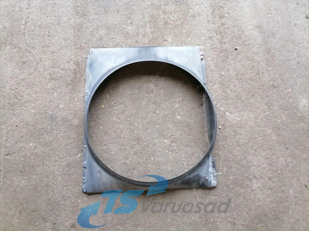 Volvo Fan shroud 3944270 - المشعاع - شاحنة: صور 1 Volvo Fan shroud 3944270 - المشعاع - شاحنة: صور 1