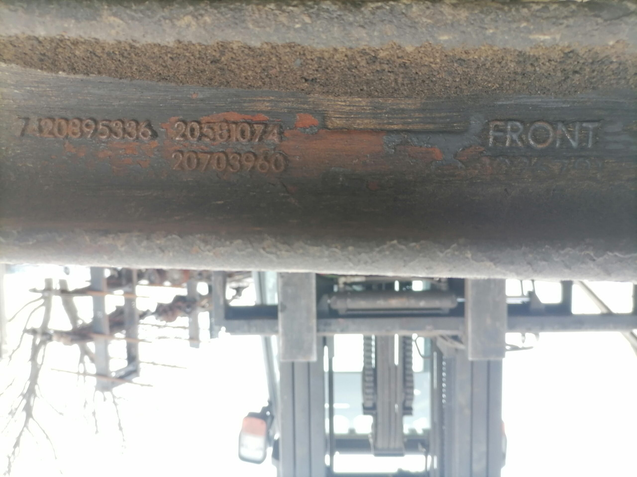 Volvo First axel housing 20581073 - المحور الأمامي - شاحنة: صور 3 Volvo First axel housing 20581073 - المحور الأمامي - شاحنة: صور 3