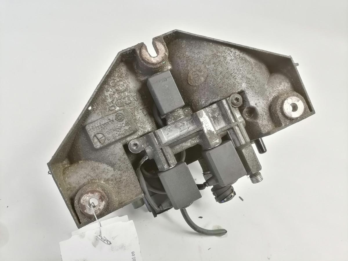 Volvo Fuel filter unit 22502424 - فلتر الوقود - شاحنة: صور 3 Volvo Fuel filter unit 22502424 - فلتر الوقود - شاحنة: صور 3