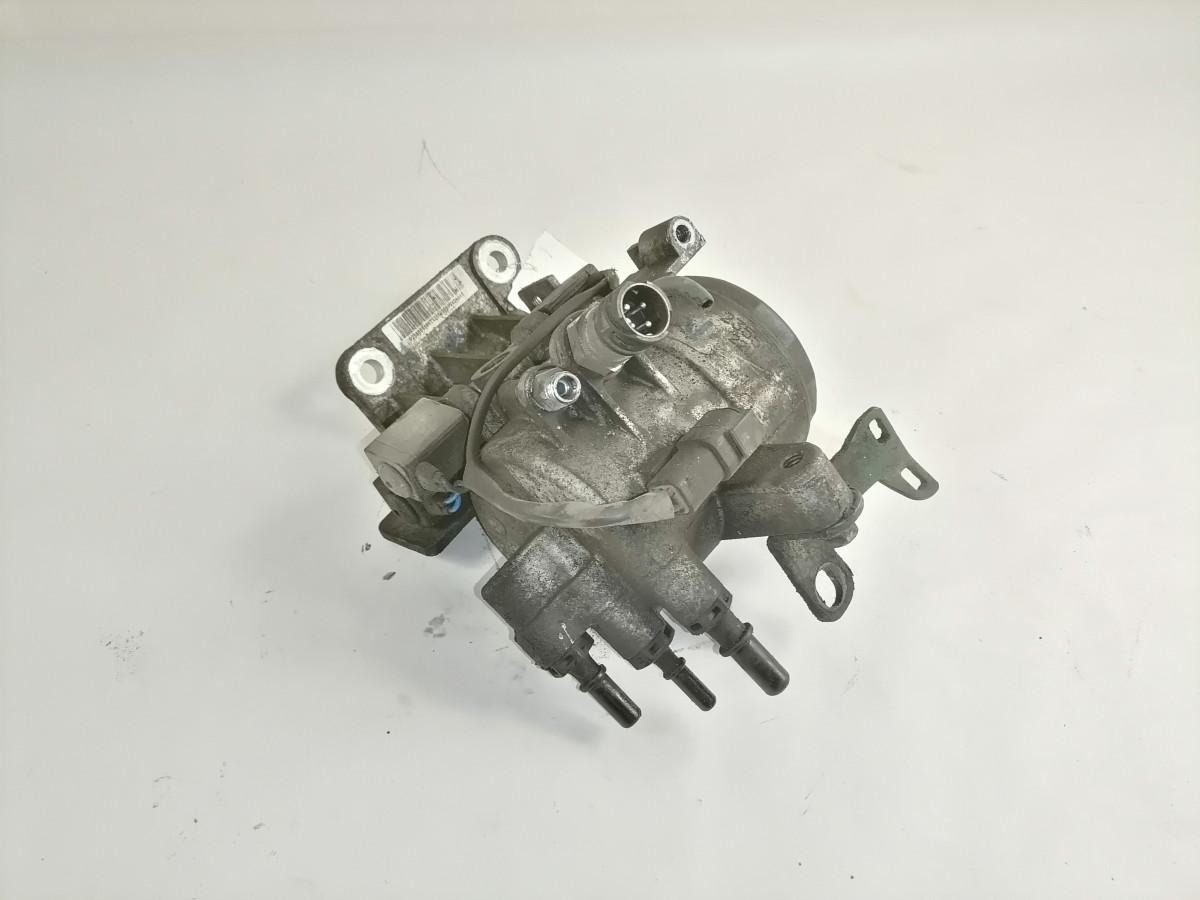 Volvo Fuel filter unit 23550116 - فلتر الوقود - شاحنة: صور 3 Volvo Fuel filter unit 23550116 - فلتر الوقود - شاحنة: صور 3