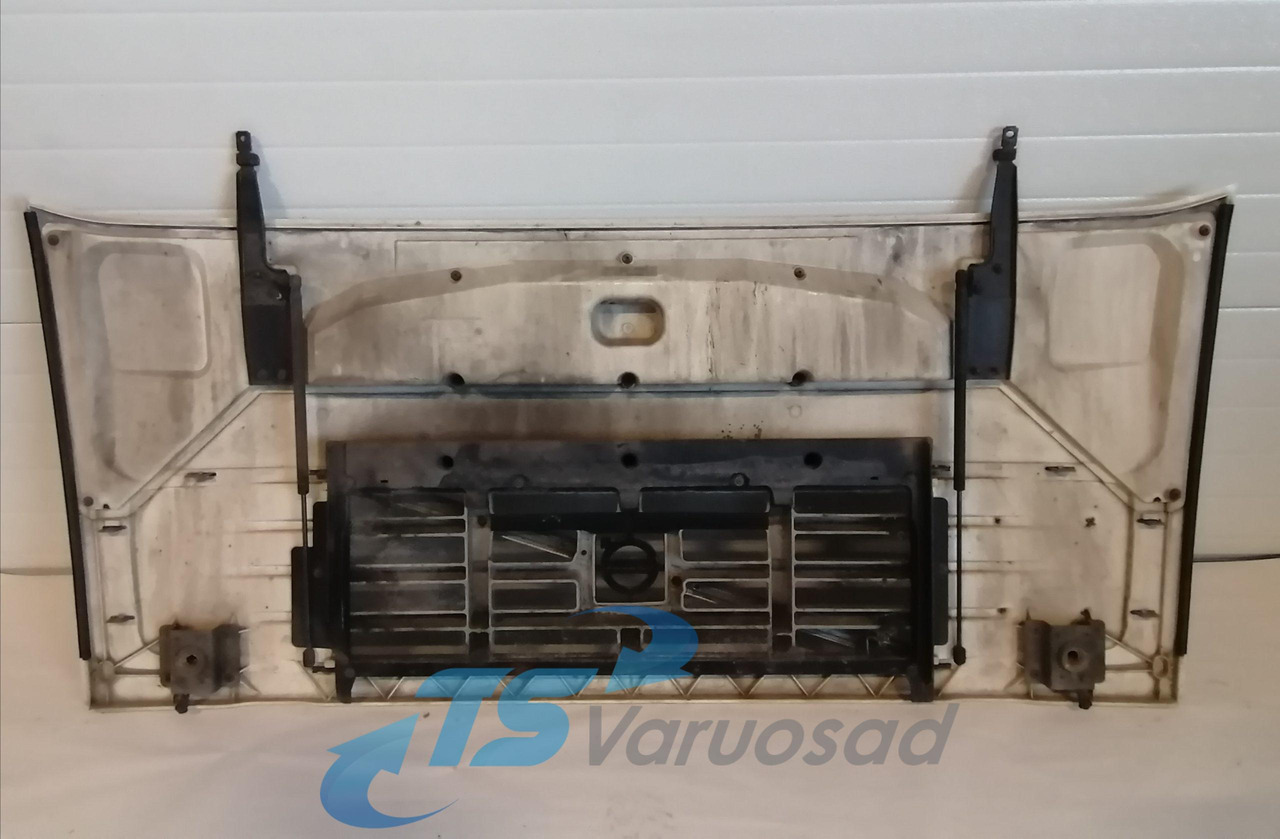 Volvo Grille panel 20360266 - جلوپنجره - شاحنة: صور 3 Volvo Grille panel 20360266 - جلوپنجره - شاحنة: صور 3