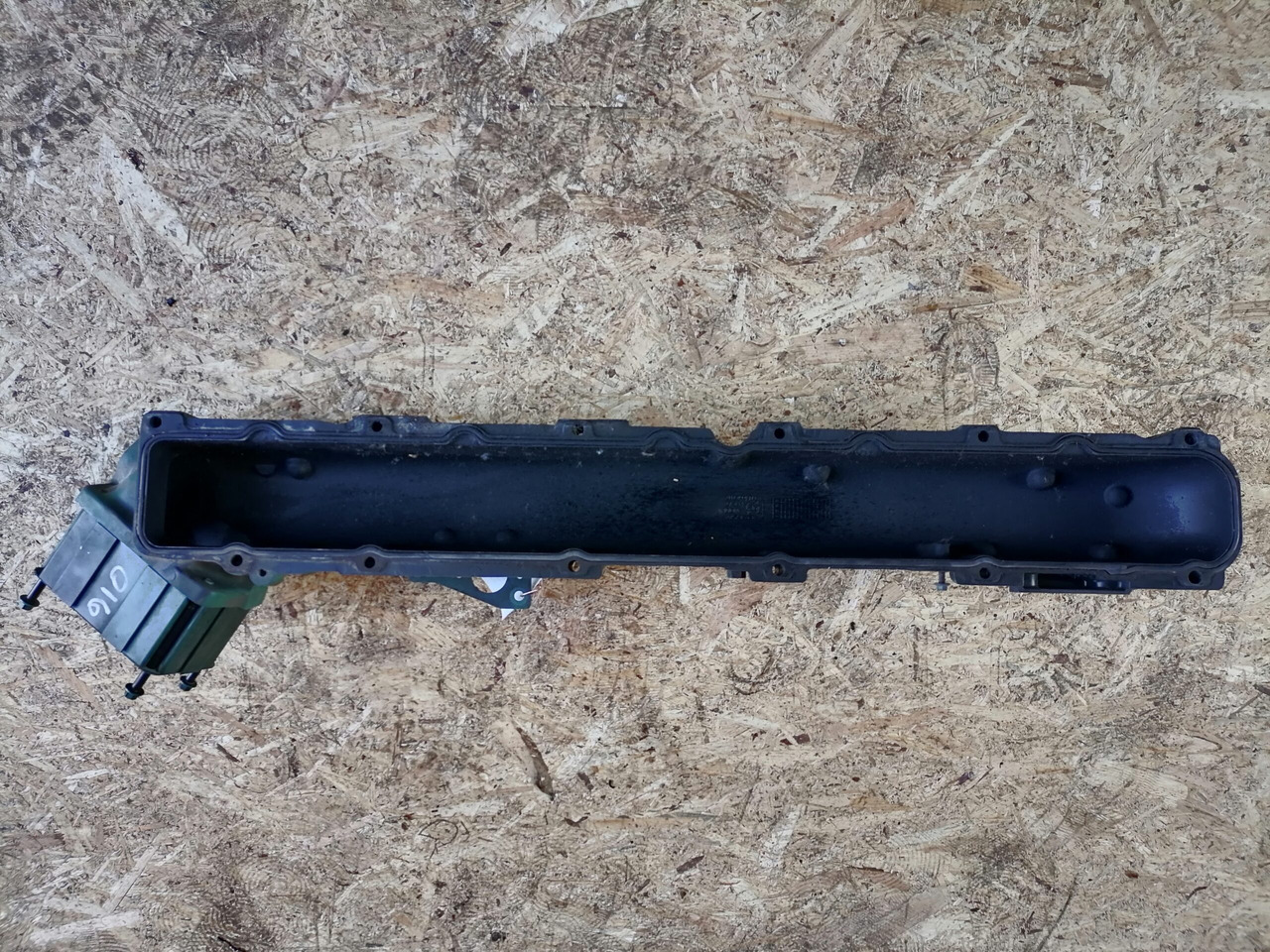 Volvo Intake mainfold 21839410 - مشعب السحب - شاحنة: صور 4 Volvo Intake mainfold 21839410 - مشعب السحب - شاحنة: صور 4
