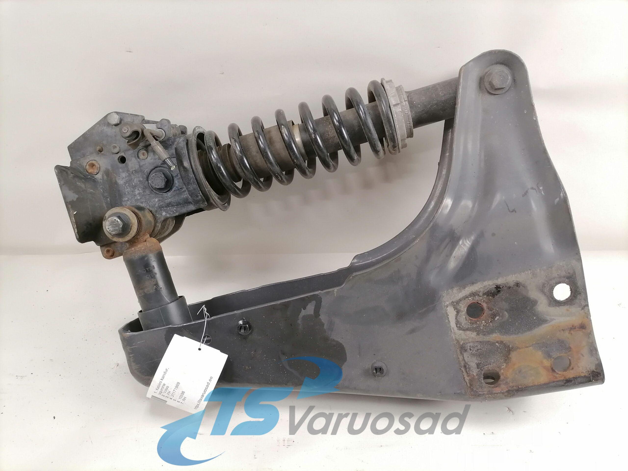 Volvo Kabiini kandur, tagumine 21171969 - الكابينة تعليق - شاحنة: صور 2 Volvo Kabiini kandur, tagumine 21171969 - الكابينة تعليق - شاحنة: صور 2