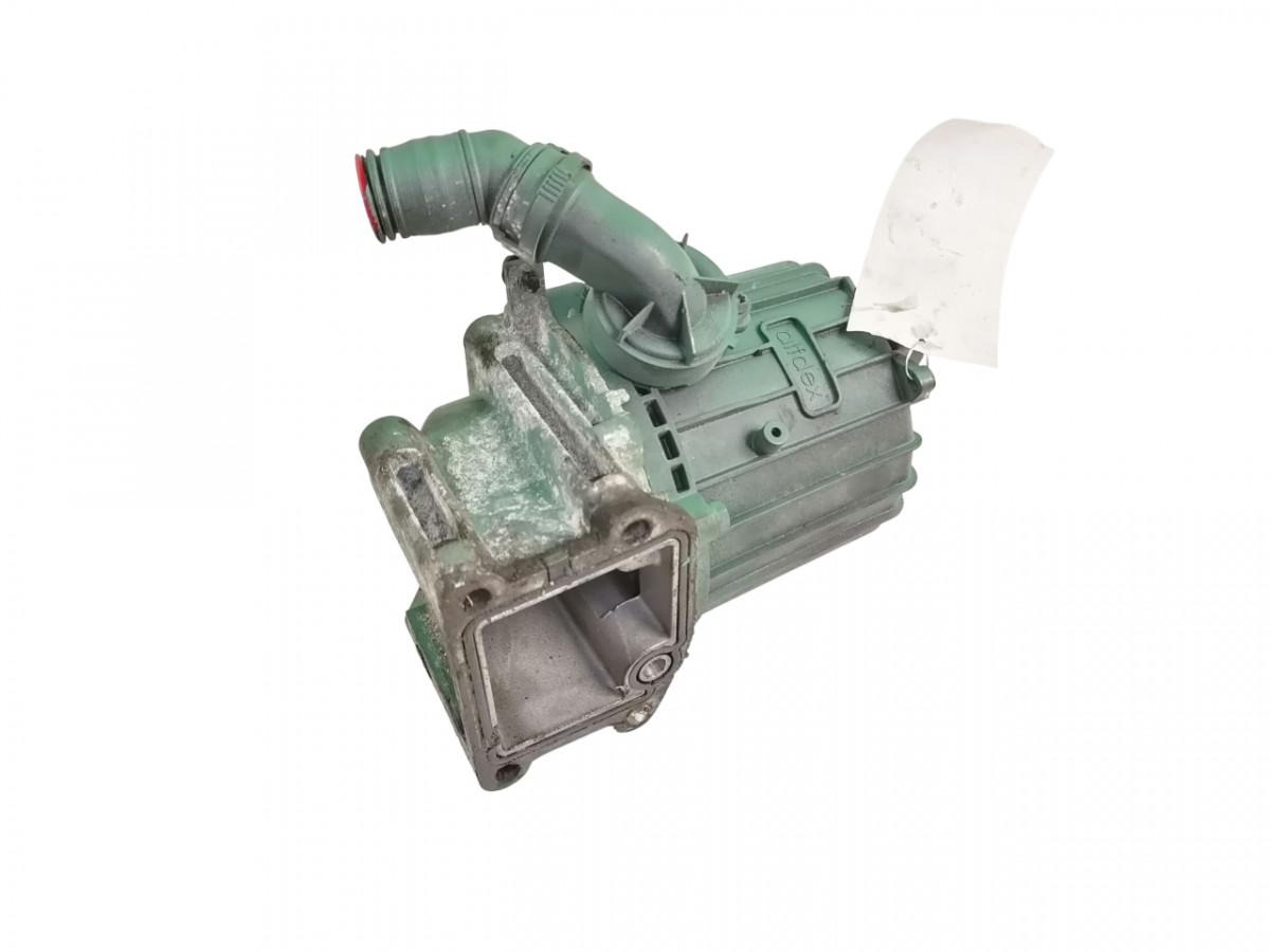 Volvo Karterituulutuse õliaurude separaator 21373547 - علبة المرافق - شاحنة: صور 1 Volvo Karterituulutuse õliaurude separaator 21373547 - علبة المرافق - شاحنة: صور 1