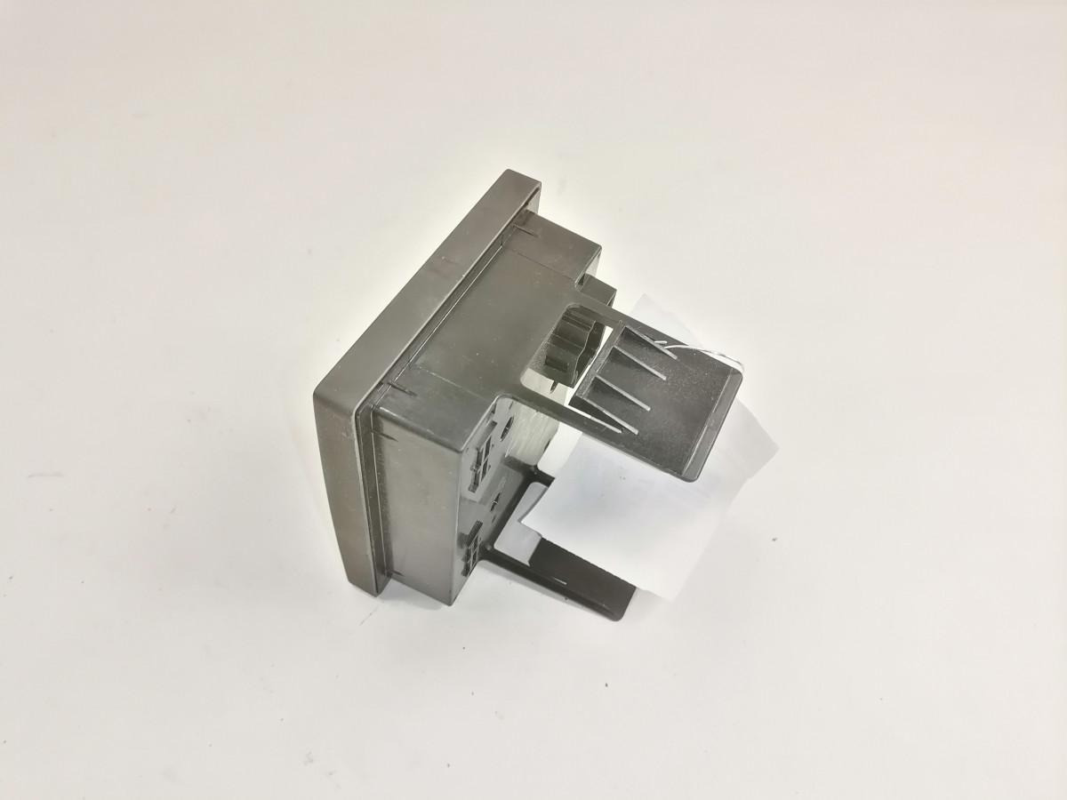 Volvo Lüliti, salongi valgustus 22049578 - الكبائن - شاحنة: صور 2 Volvo Lüliti, salongi valgustus 22049578 - الكبائن - شاحنة: صور 2