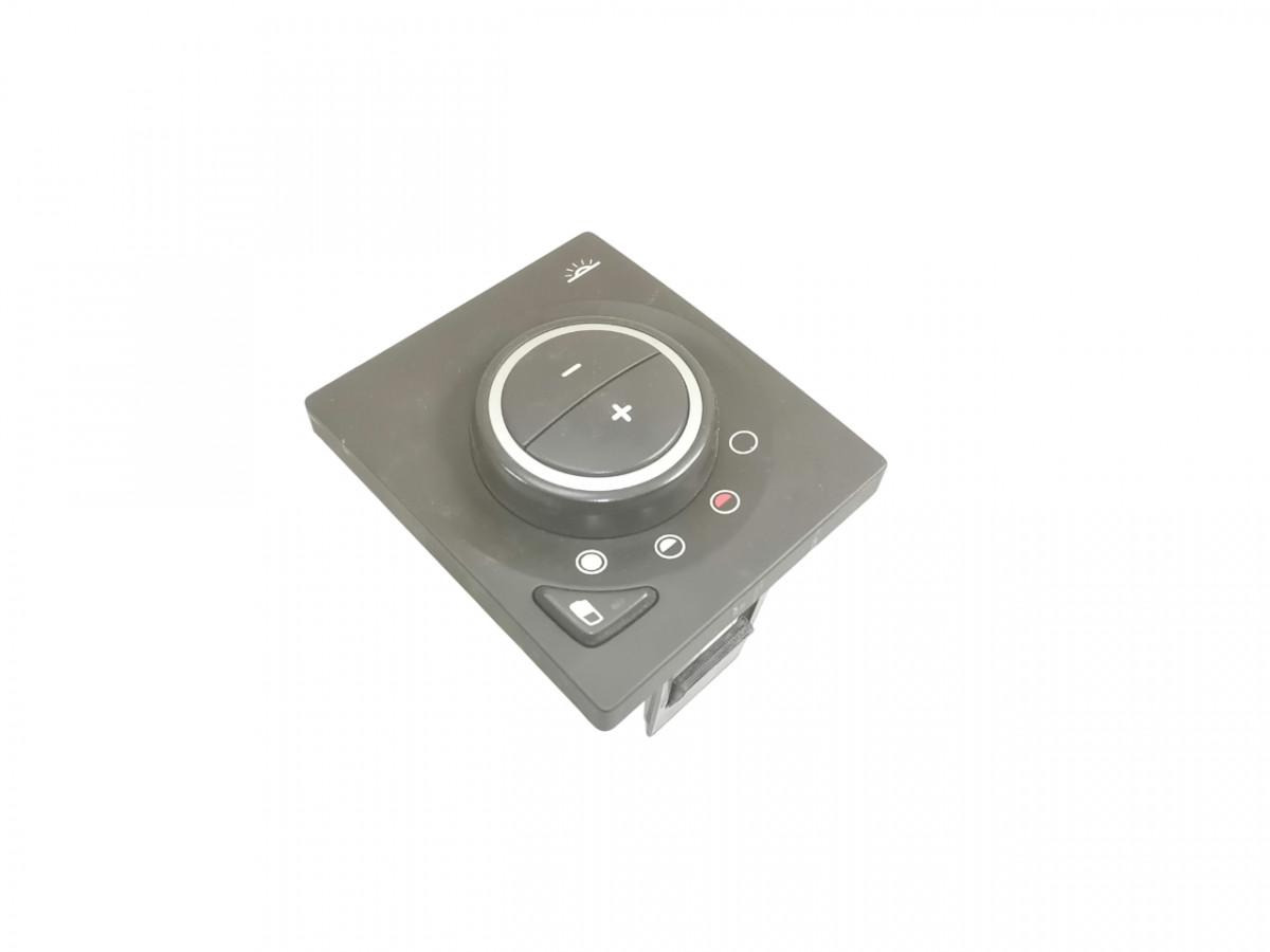 Volvo Lüliti, salongi valgustus 22049578 - الكبائن - شاحنة: صور 1 Volvo Lüliti, salongi valgustus 22049578 - الكبائن - شاحنة: صور 1