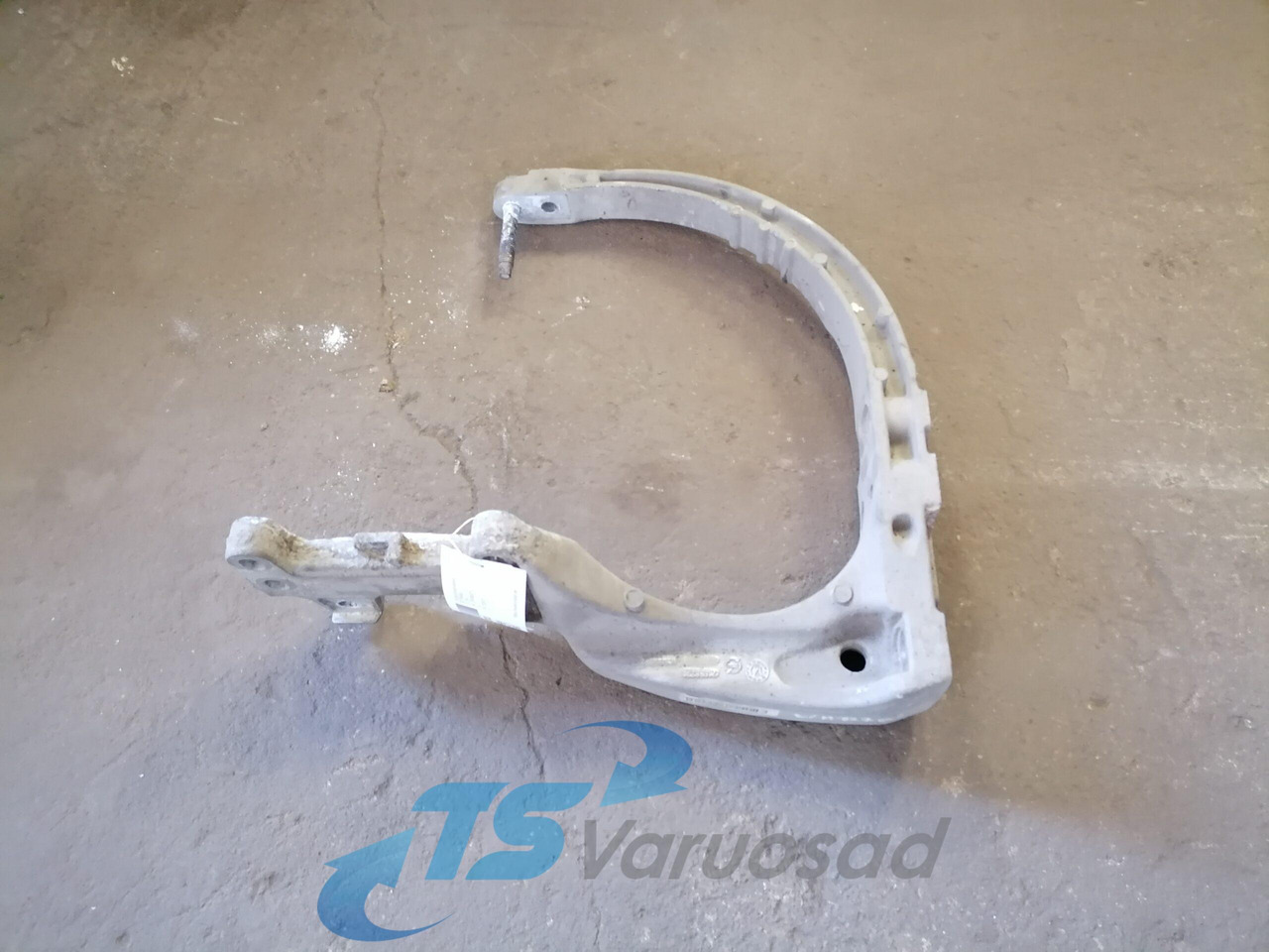 Volvo Muffler carrier 21638271 - كاتم صوت - شاحنة: صور 1 Volvo Muffler carrier 21638271 - كاتم صوت - شاحنة: صور 1