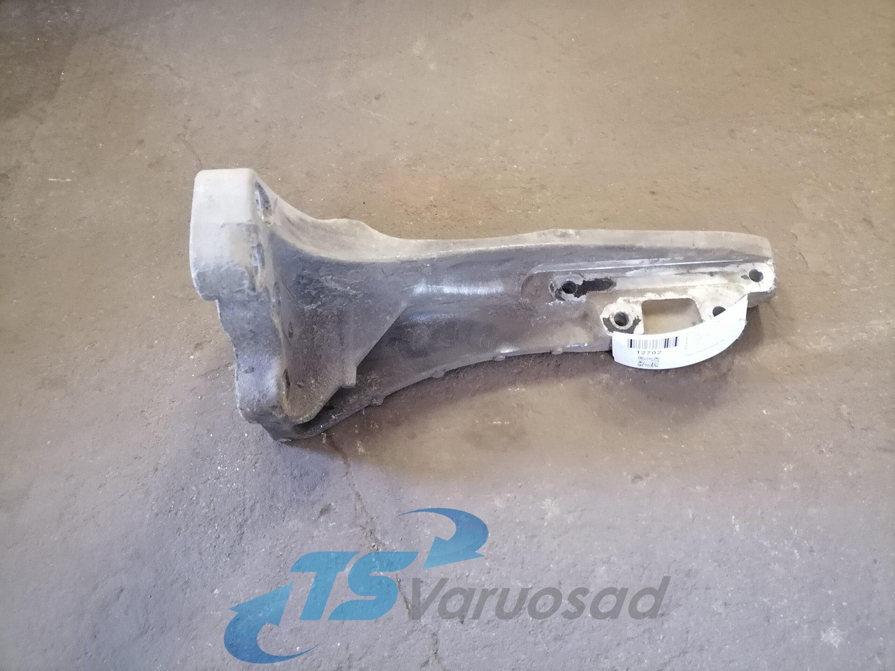 Volvo Muffler carrier 21639760 - كاتم صوت - شاحنة: صور 2 Volvo Muffler carrier 21639760 - كاتم صوت - شاحنة: صور 2