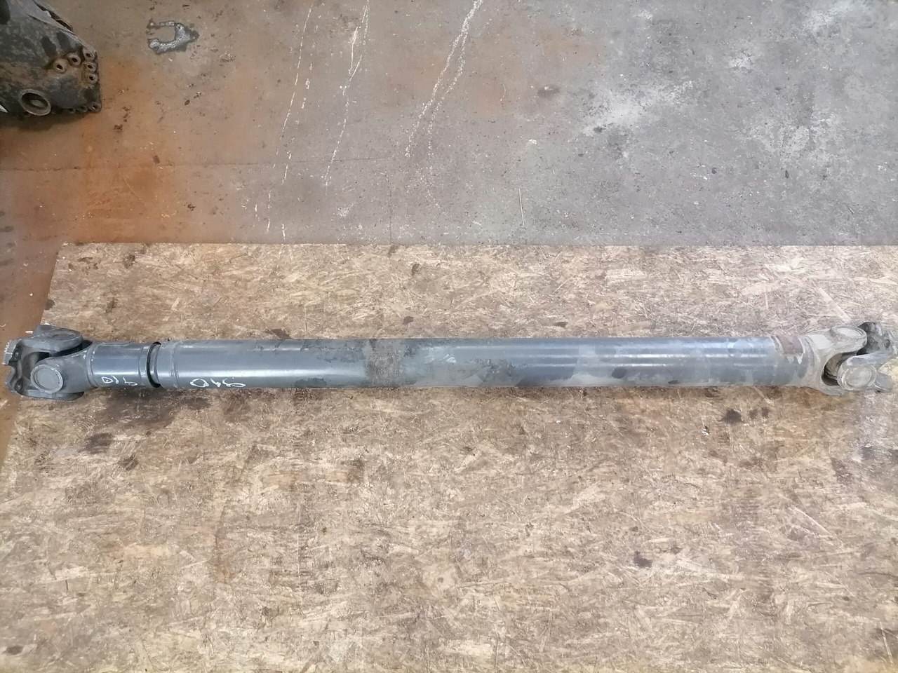 Volvo Propeller shaft 1067769 - عمود الكردان - شاحنة: صور 2 Volvo Propeller shaft 1067769 - عمود الكردان - شاحنة: صور 2