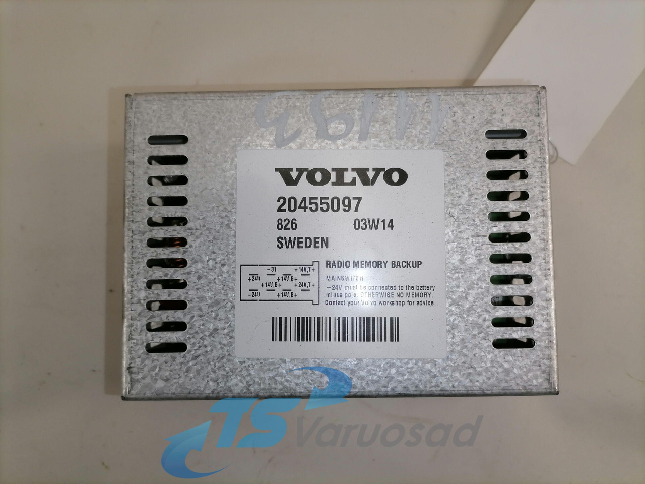 Volvo Radio Memory Backup 20455097 - كتلة التحكم - شاحنة: صور 2 Volvo Radio Memory Backup 20455097 - كتلة التحكم - شاحنة: صور 2