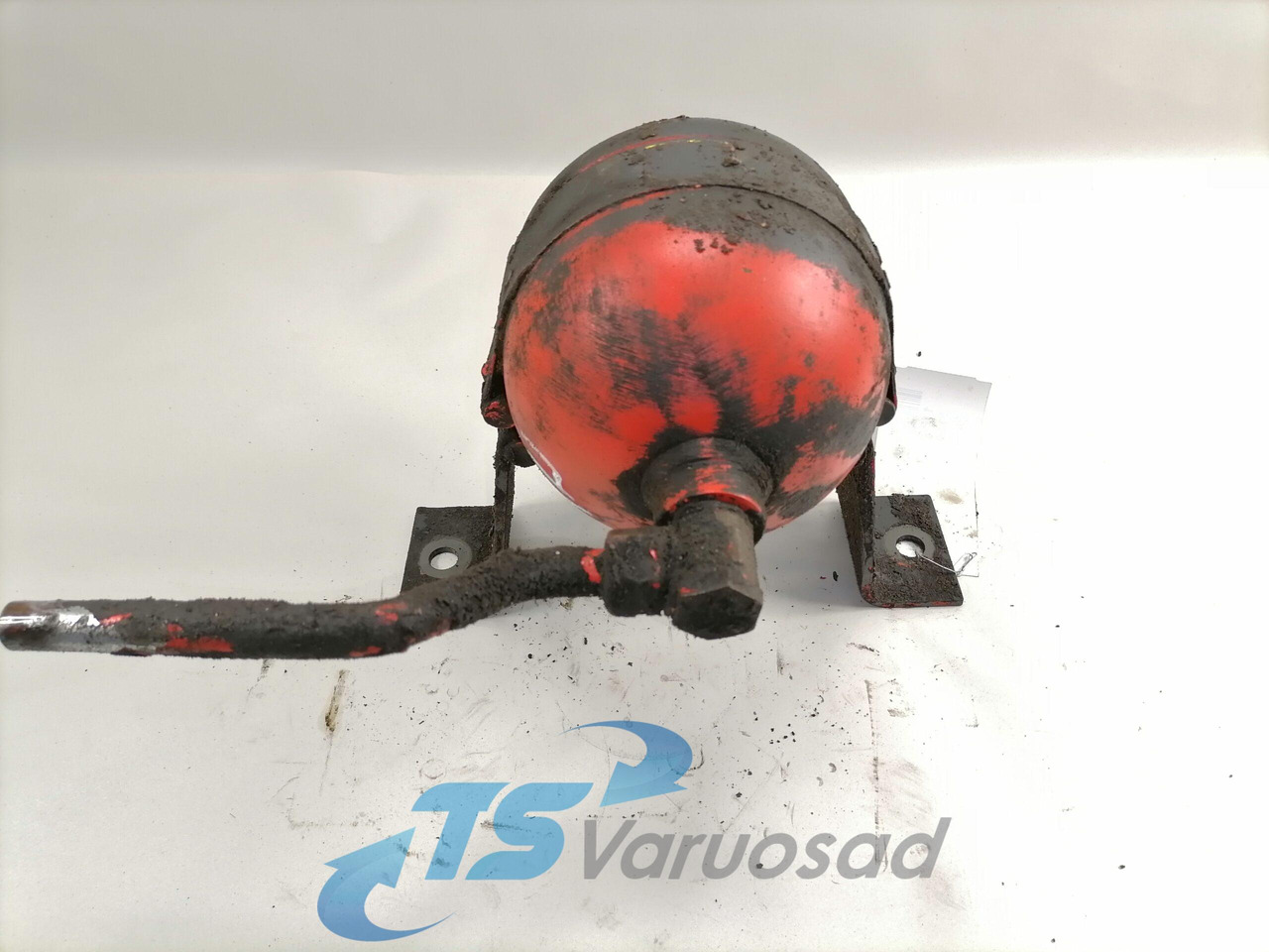 Volvo Roolivõimendi õlisurve akumulaator 3987649 - خرطوم التوجيه - شاحنة: صور 2 Volvo Roolivõimendi õlisurve akumulaator 3987649 - خرطوم التوجيه - شاحنة: صور 2