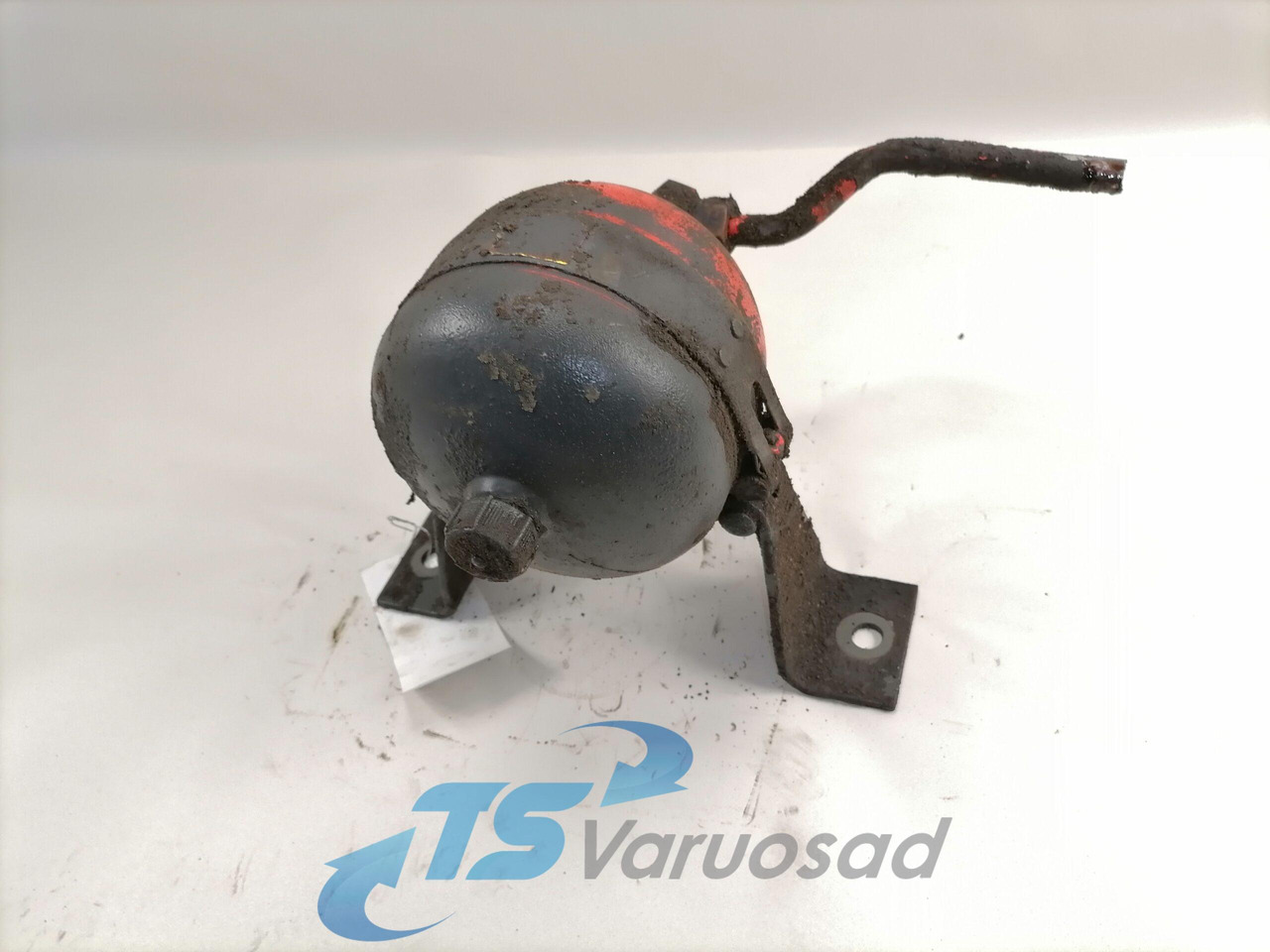 Volvo Roolivõimendi õlisurve akumulaator 3987649 - خرطوم التوجيه - شاحنة: صور 3 Volvo Roolivõimendi õlisurve akumulaator 3987649 - خرطوم التوجيه - شاحنة: صور 3