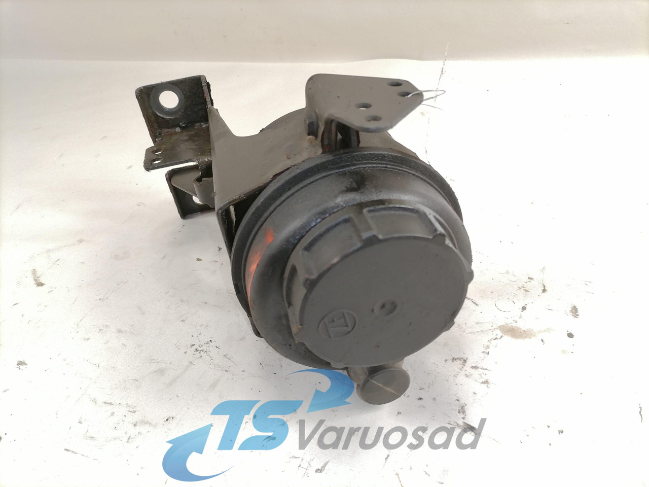 Volvo Steering oil tank+ bracket 1592945 - خرطوم التوجيه - شاحنة: صور 3 Volvo Steering oil tank+ bracket 1592945 - خرطوم التوجيه - شاحنة: صور 3