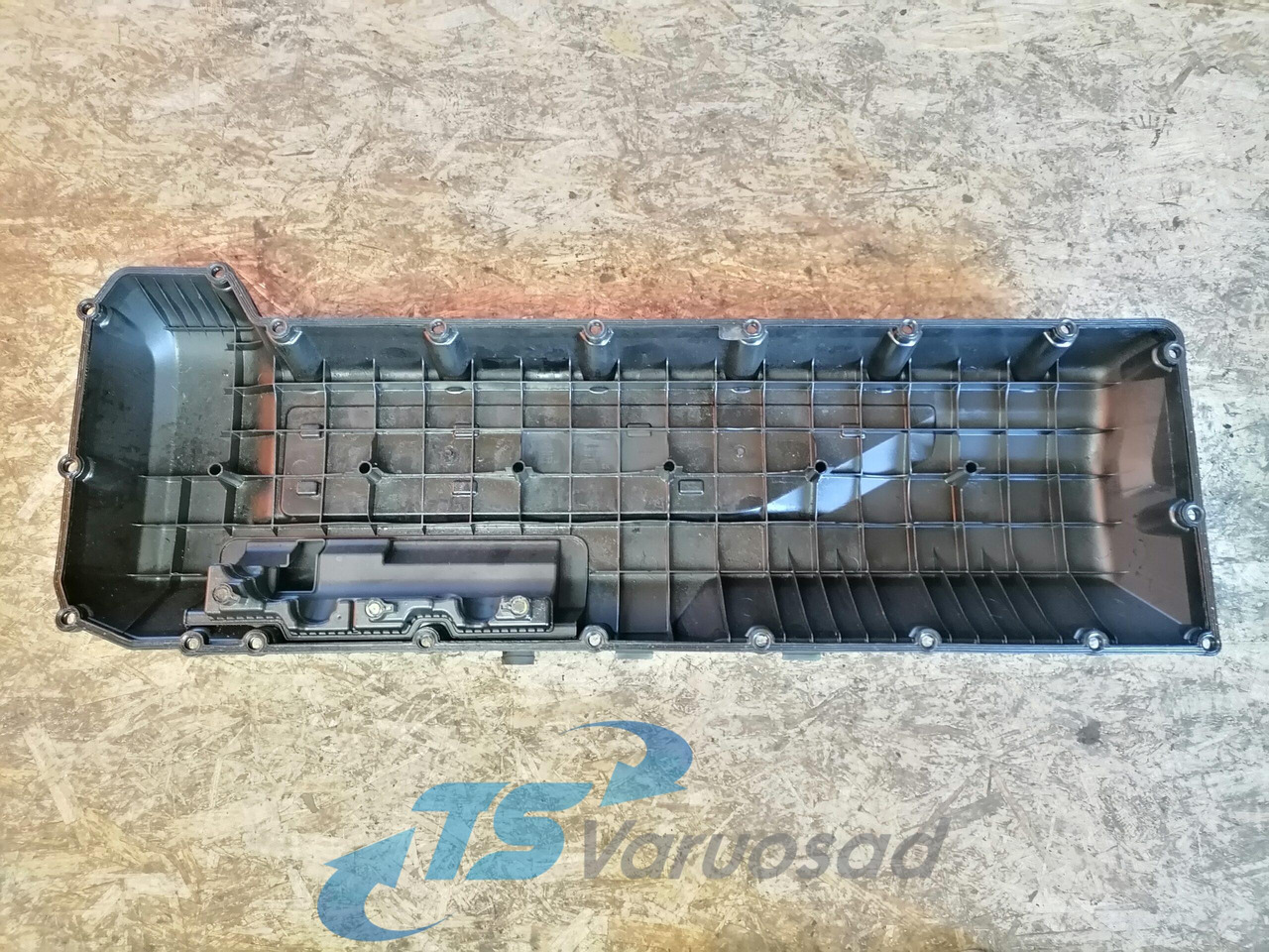 Volvo Valve cover 21627156 - اسطوانة رئيس - شاحنة: صور 3 Volvo Valve cover 21627156 - اسطوانة رئيس - شاحنة: صور 3
